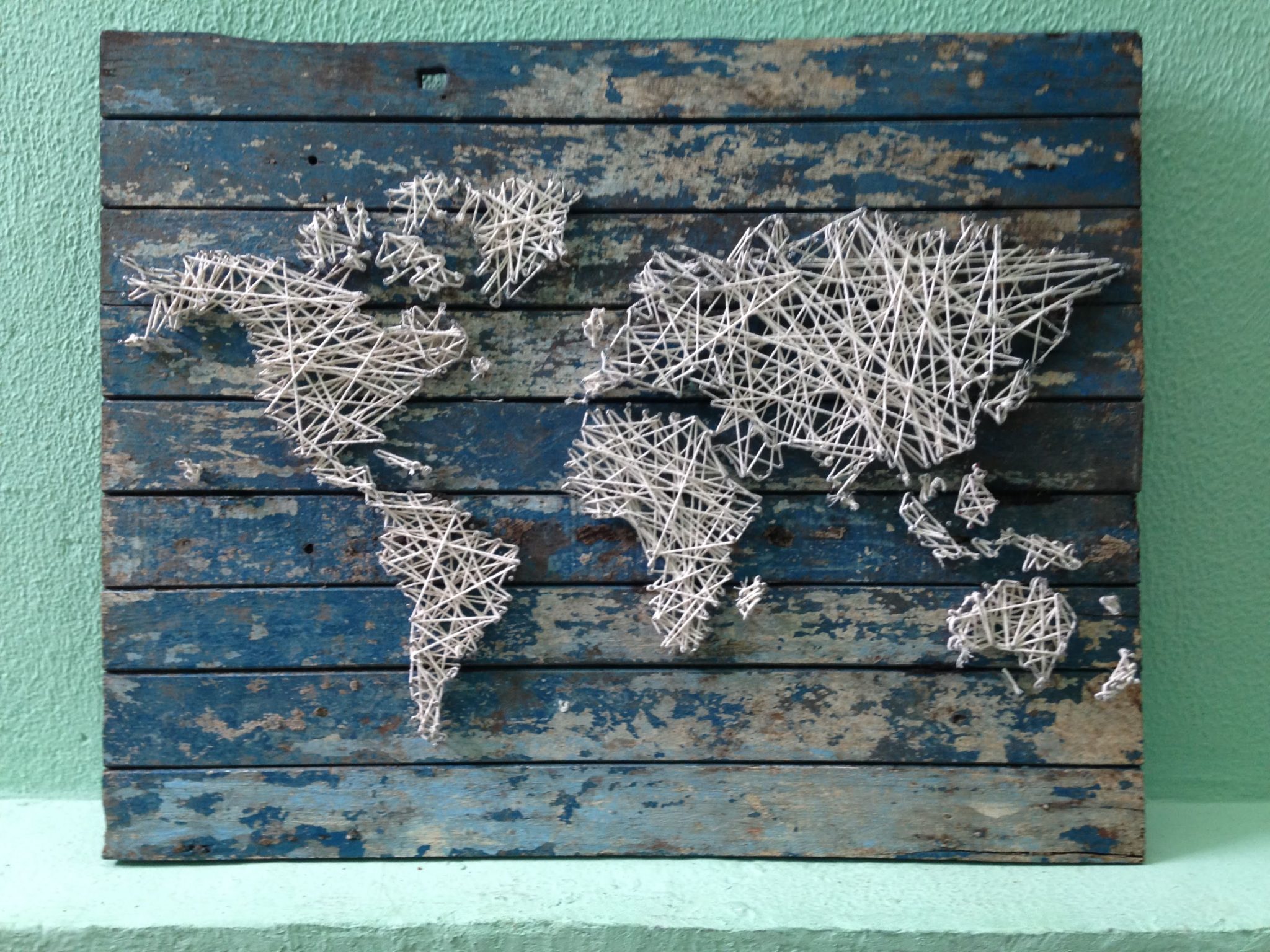 mapa-mundi-string-art